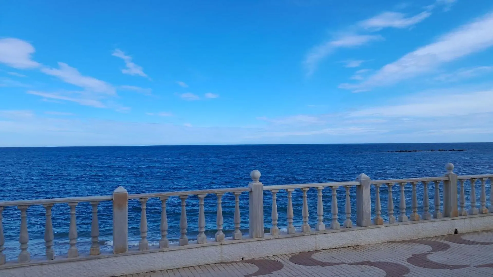 Piso Garrucha Beautiful & Spacious Apartment - 50 Meters From The Beach