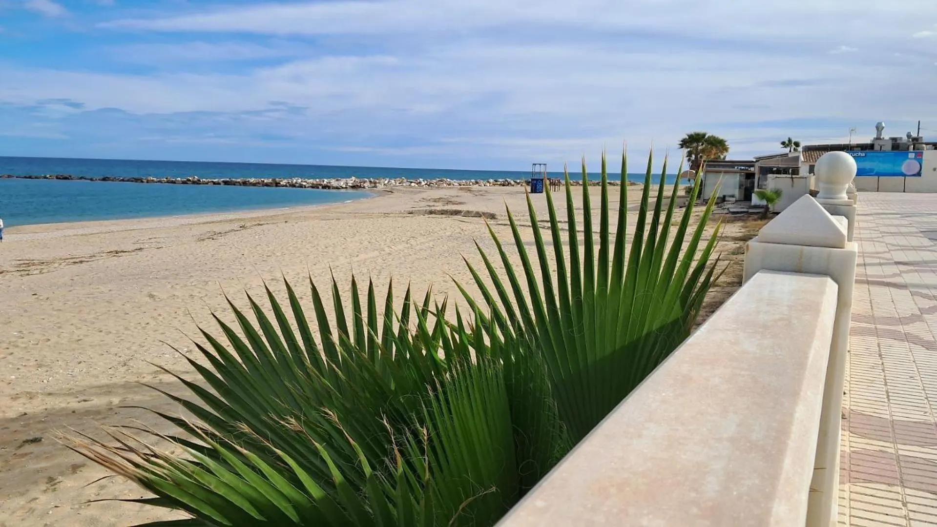 Piso Garrucha Beautiful & Spacious Apartment - 50 Meters From The Beach