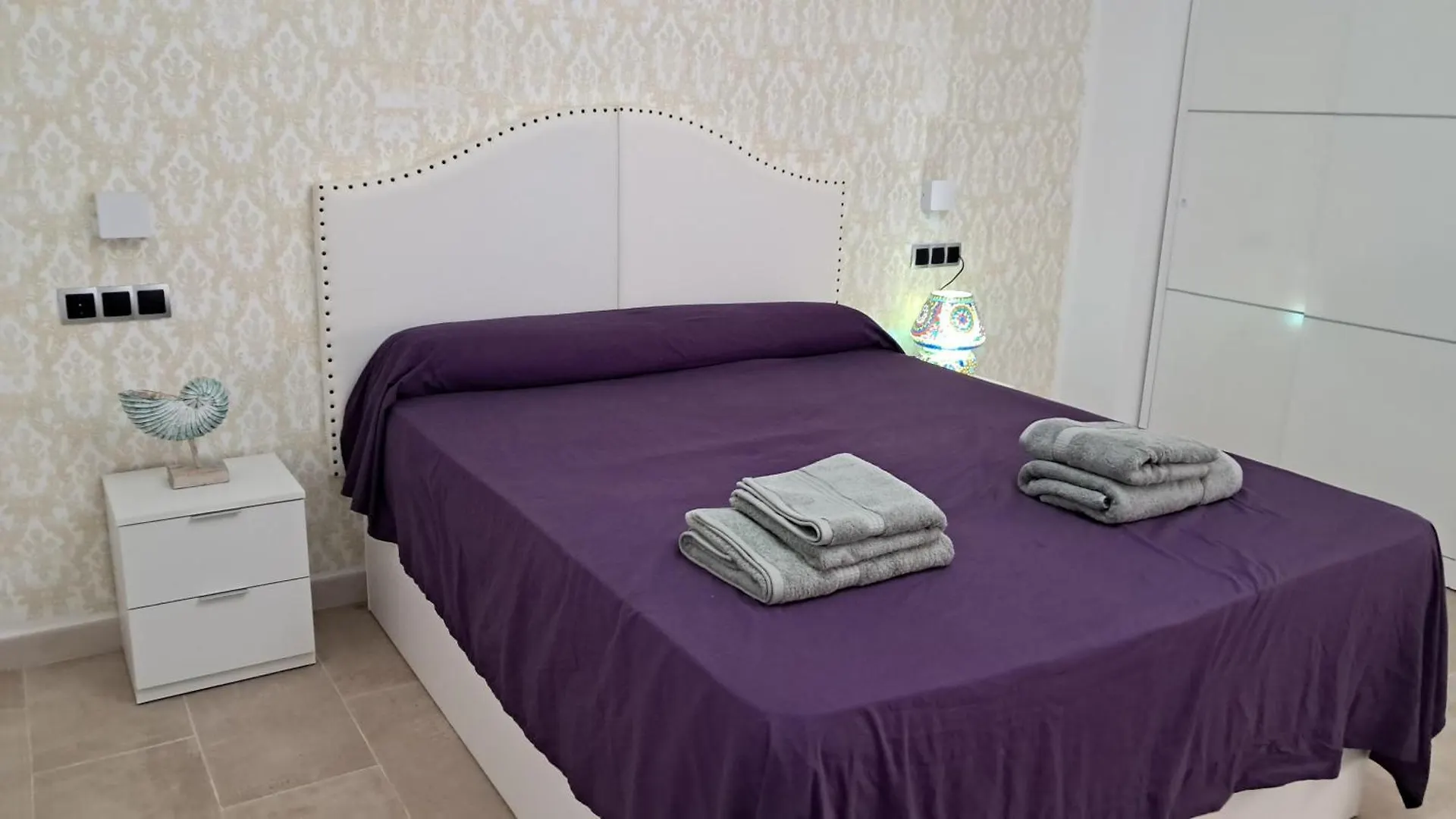 Piso Garrucha Beautiful & Spacious Apartment - 50 Meters From The Beach