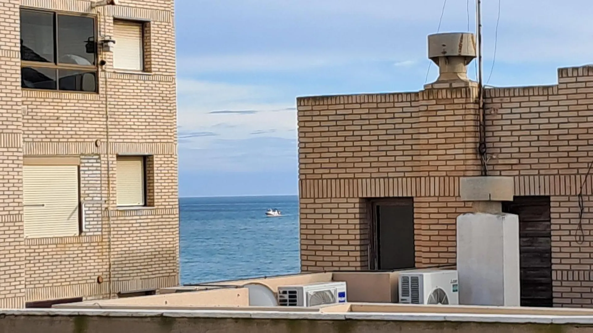 Piso Garrucha Beautiful & Spacious Apartment - 50 Meters From The Beach