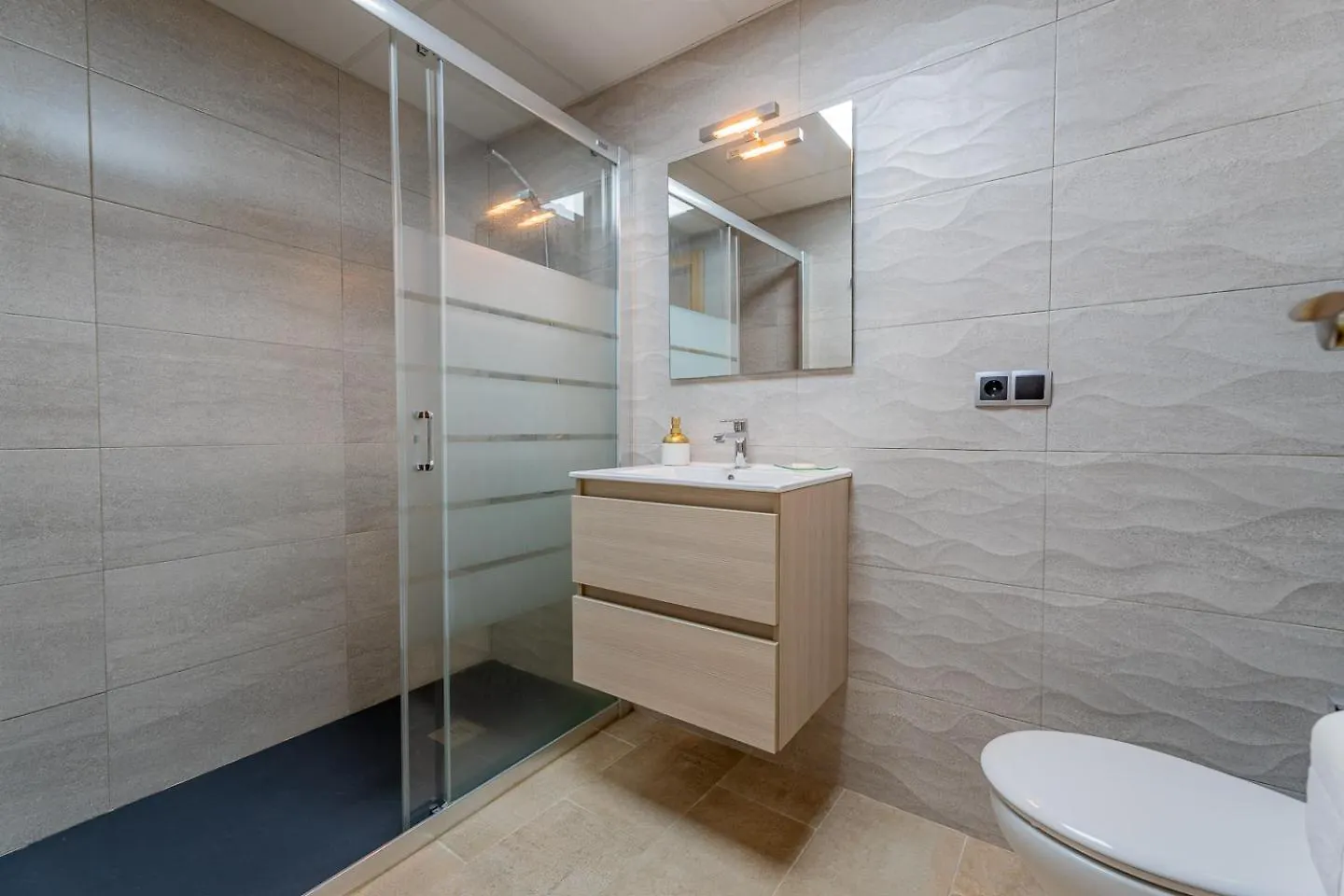 Piso Garrucha Beautiful & Spacious Apartment - 50 Meters From The Beach 0*,